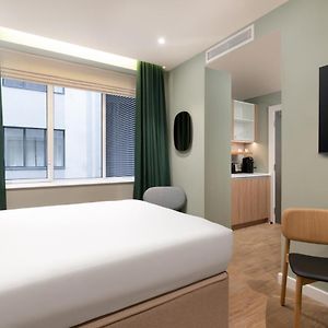 Kamer met een King Size Bed